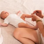 À quel âge bébé se retourne t-il ?
