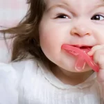 apprendre à bébé à se rendormir sans tétine
