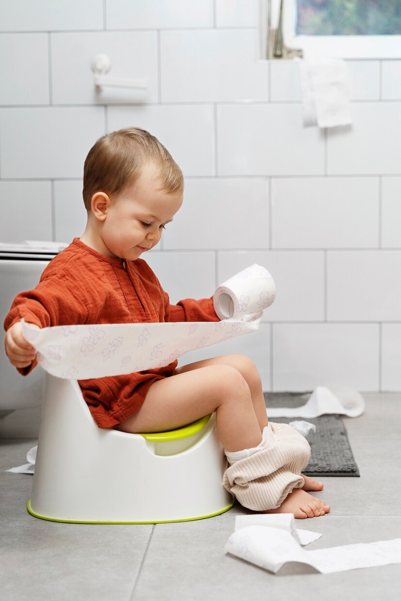 bébé sur le pot
